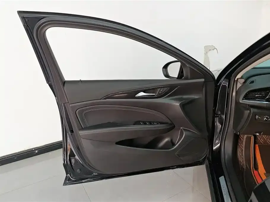 Buick Regal — фото 4