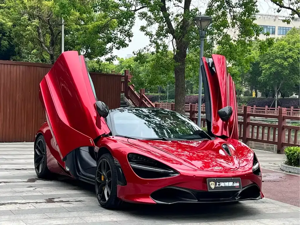 McLaren 720S — фото 9