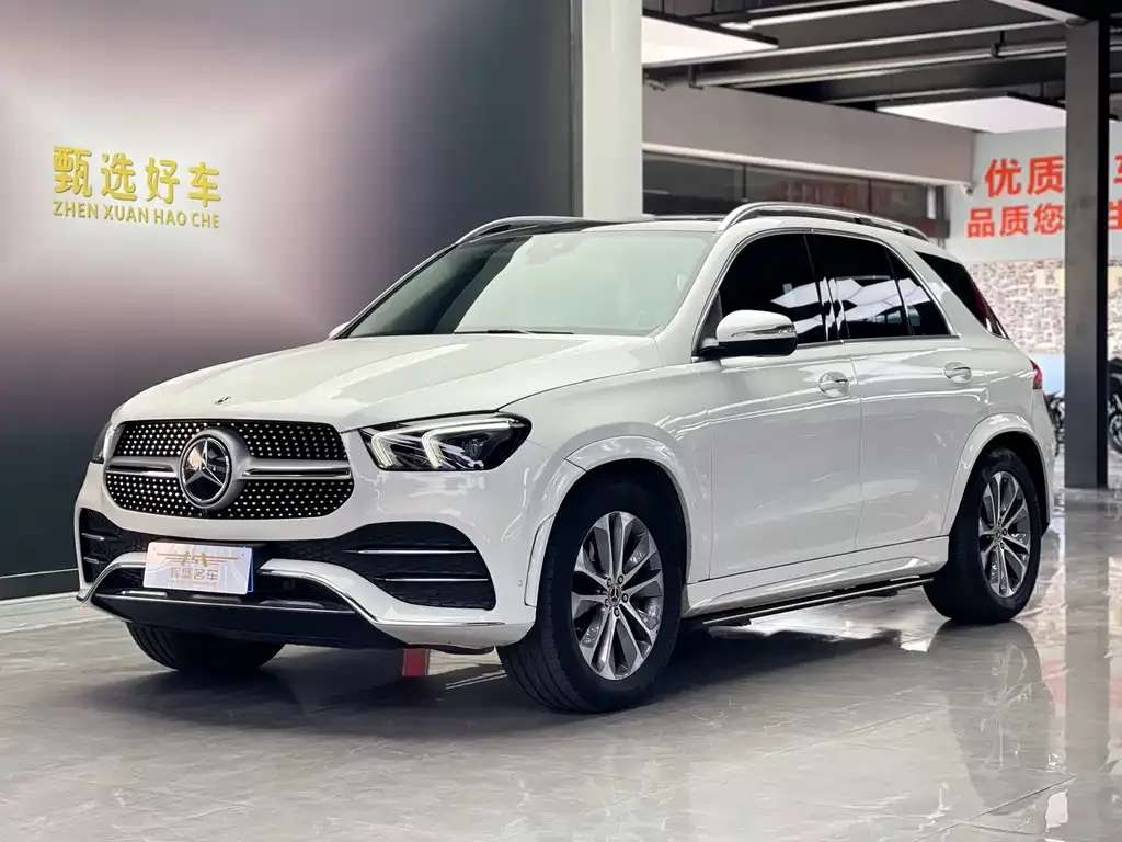 Mercedes-Benz GLE — фото 1