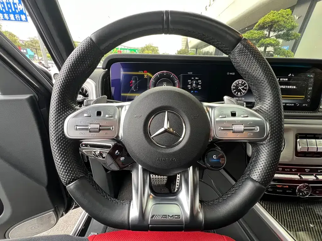 Mercedes-Benz G-Class AMG — фото 6