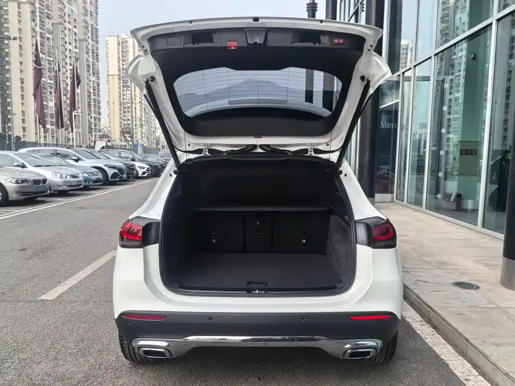 Mercedes-Benz GLA — фото 8