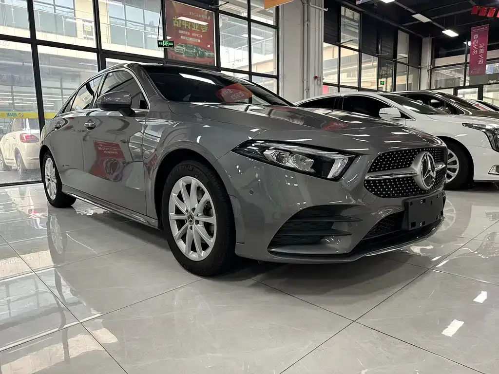 Mercedes-Benz A-Class — фото 1