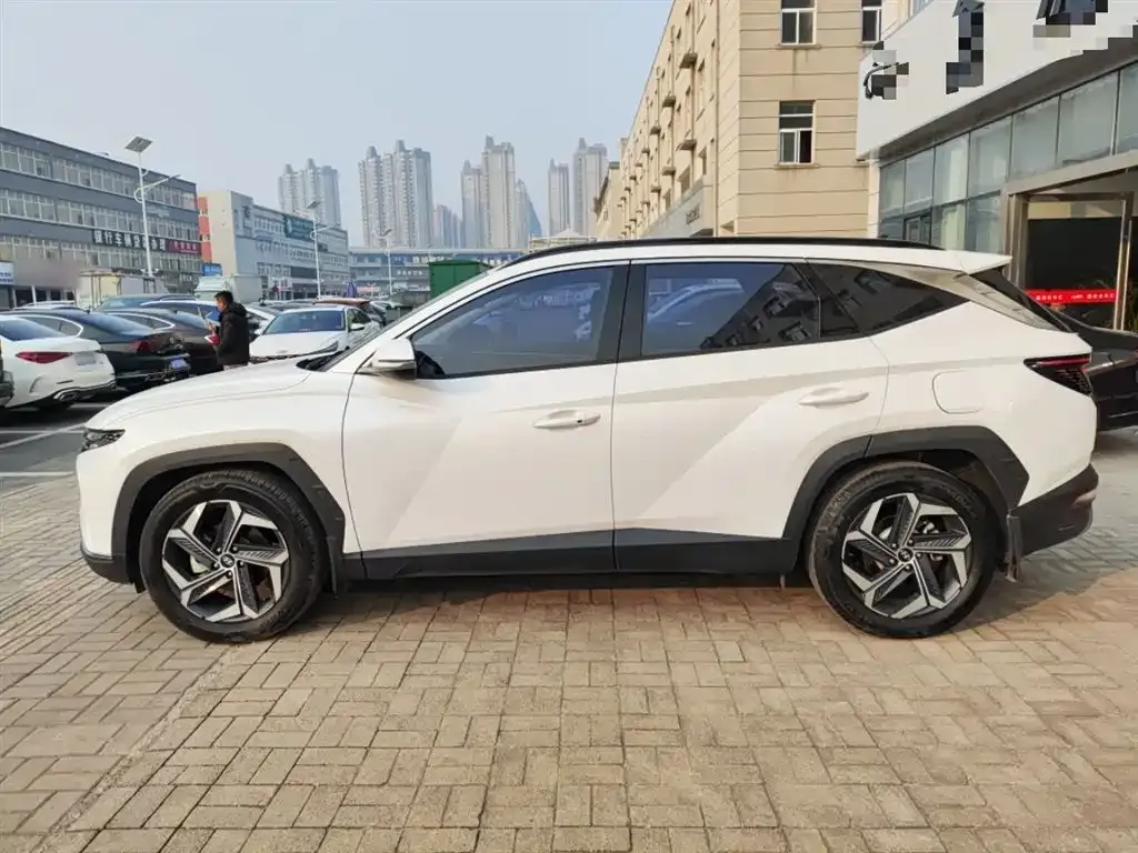Hyundai Tucson — фото 5