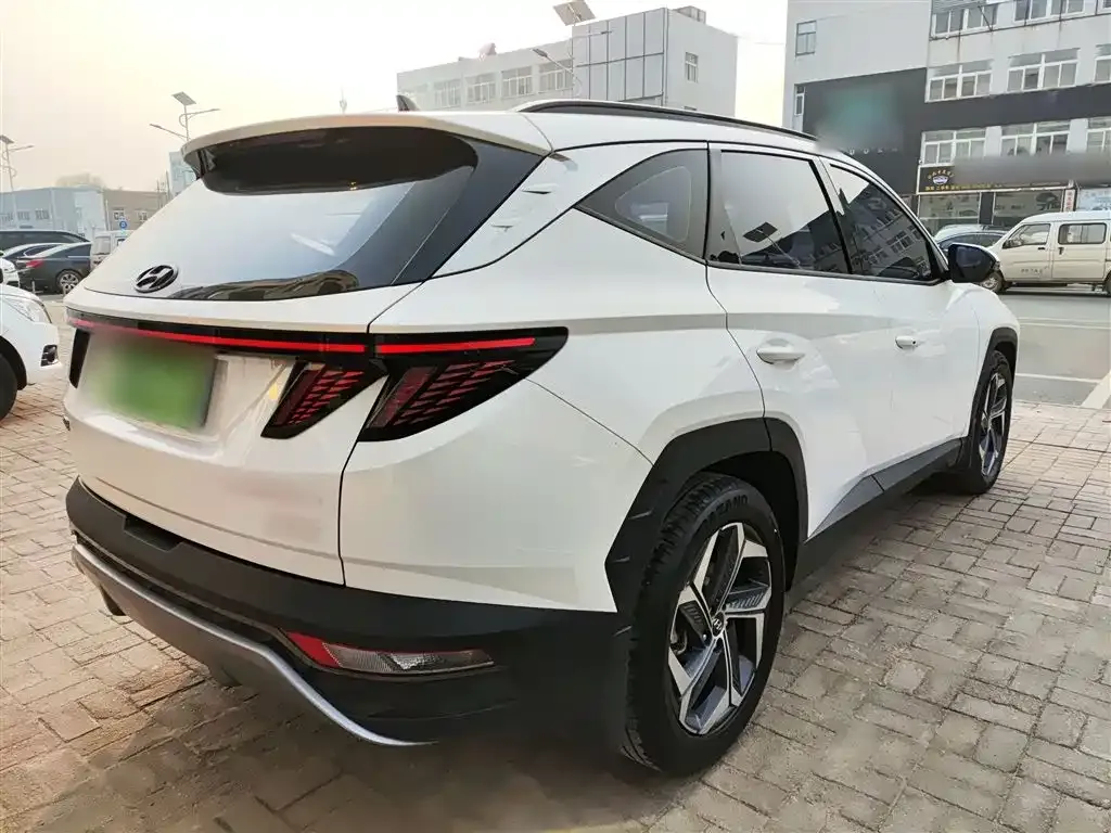 Hyundai Tucson — фото 7