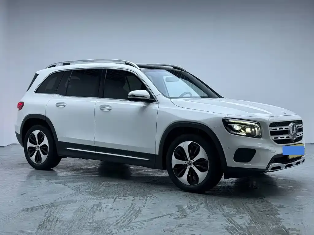 Mercedes-Benz GLB — фото 6