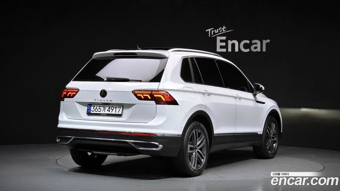 Volkswagen Tiguan — фото 5