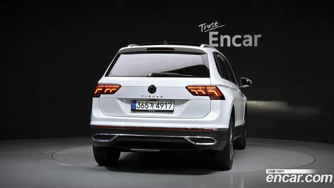 Volkswagen Tiguan — фото 2