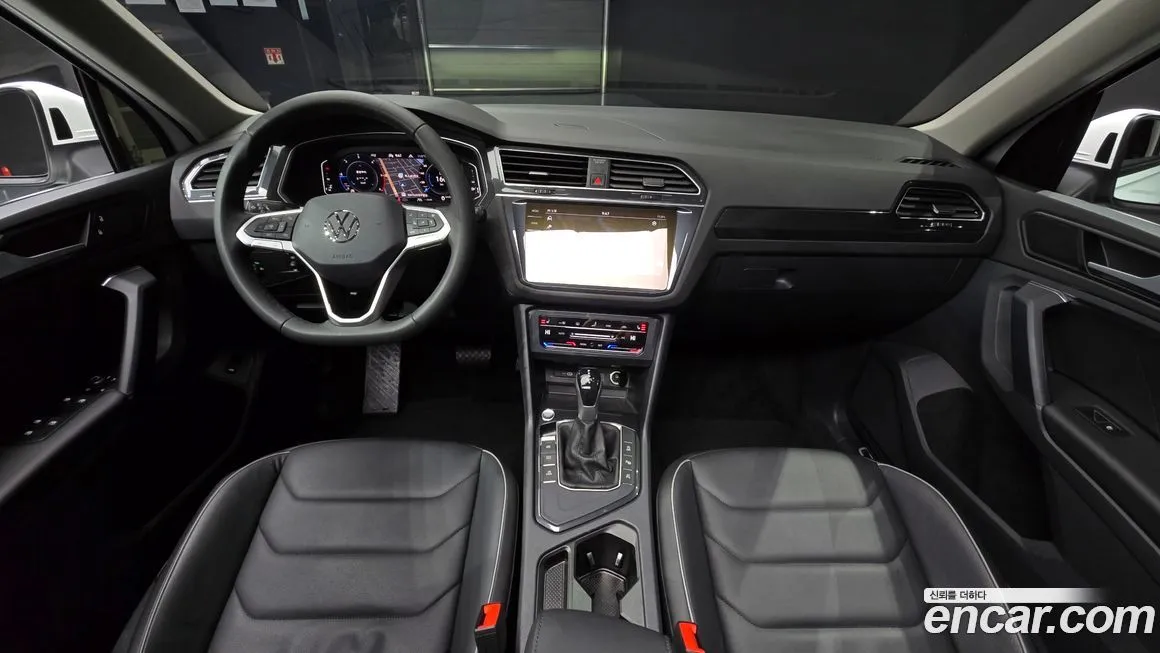 Volkswagen Tiguan — фото 3