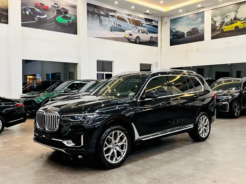 BMW X7 — фото 1