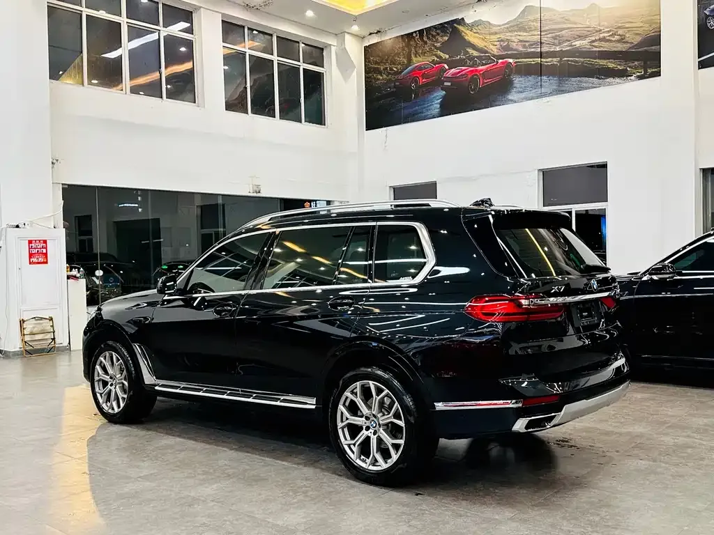 BMW X7 — фото 5