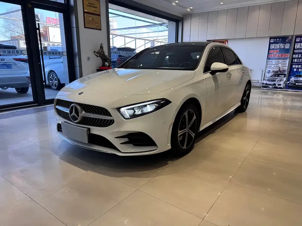 Mercedes-Benz A-Class — фото 1