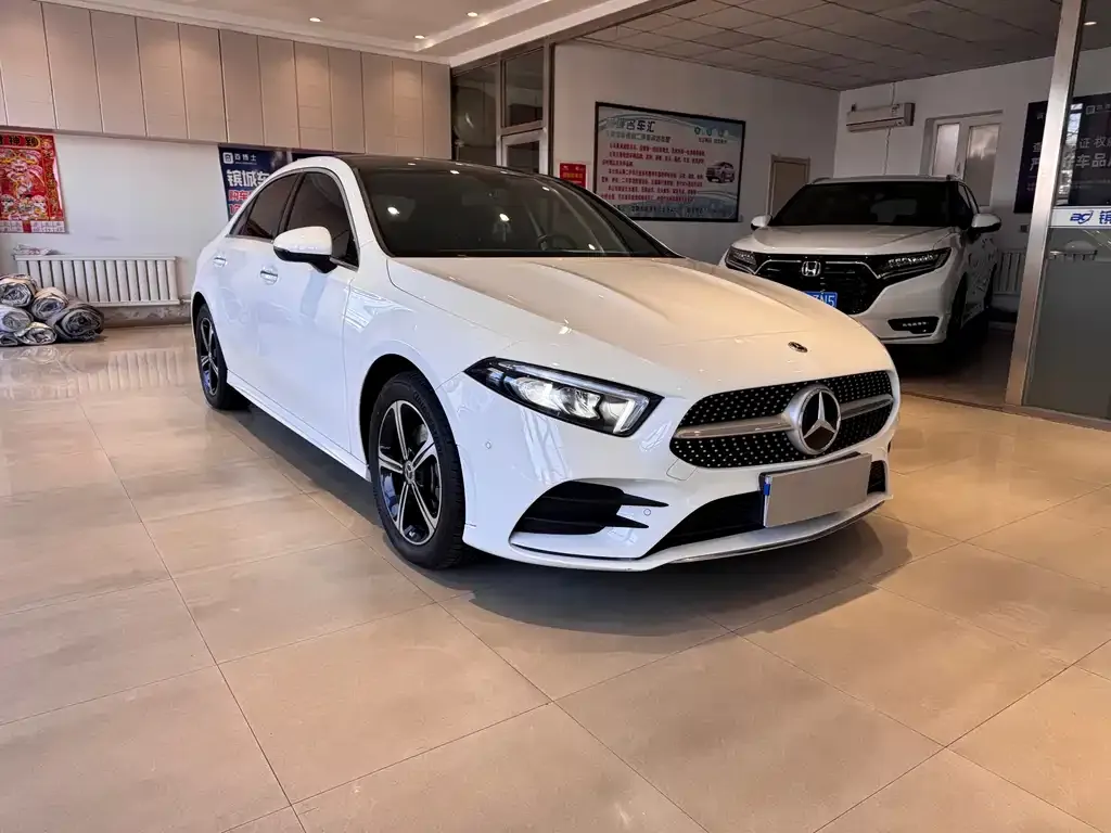 Mercedes-Benz A-Class — фото 10