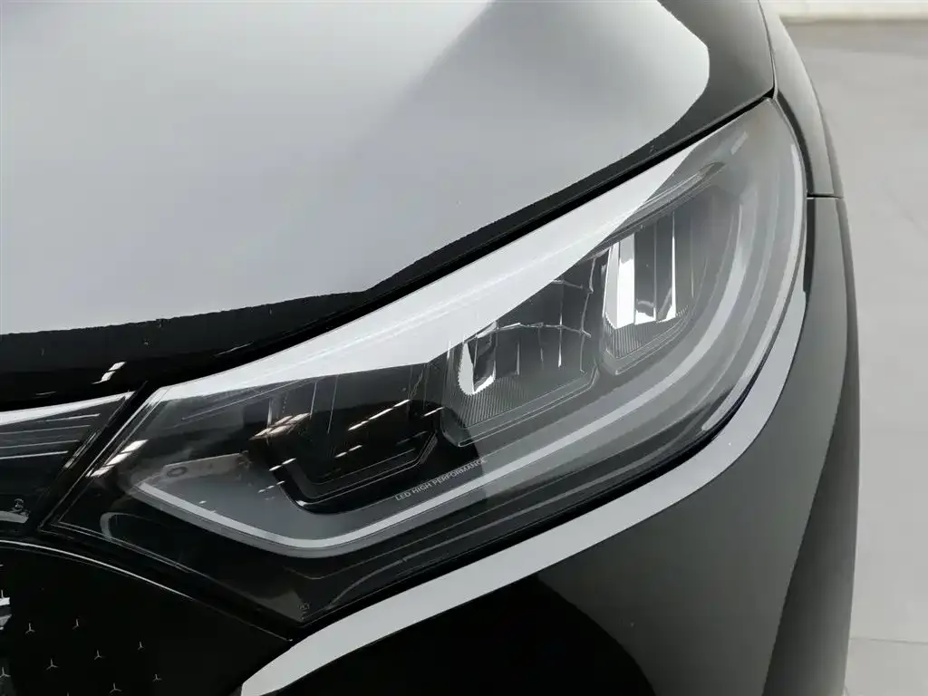 Mercedes-Benz EQE SUV — фото 2