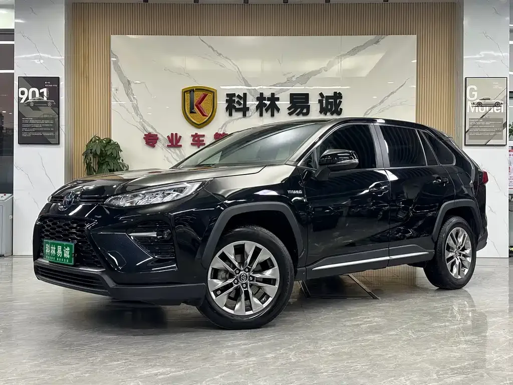 Toyota Wildlander — фото 1