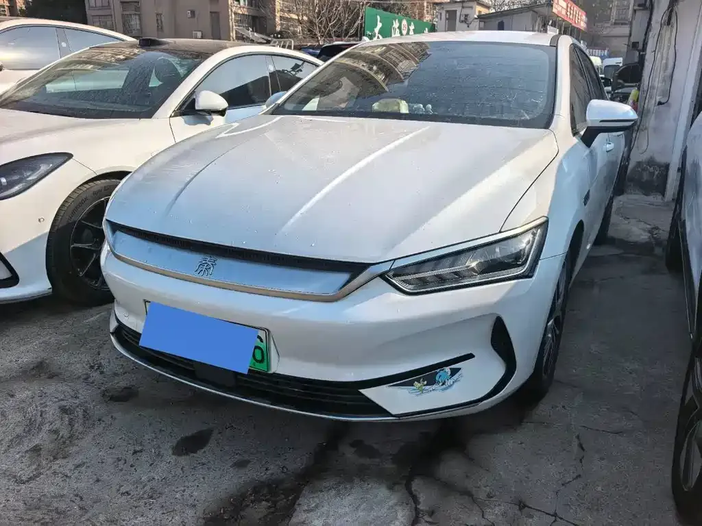 BYD Qin PLUS — фото 1