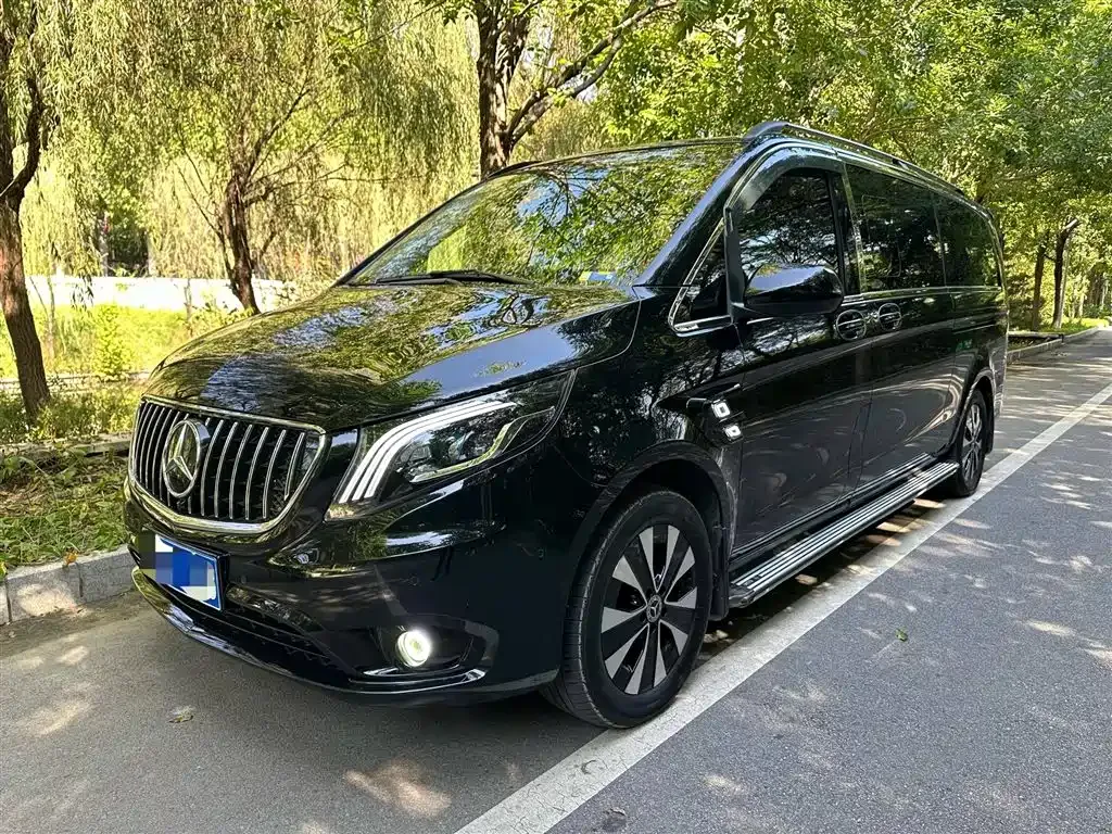 Mercedes-Benz Vito — фото 1