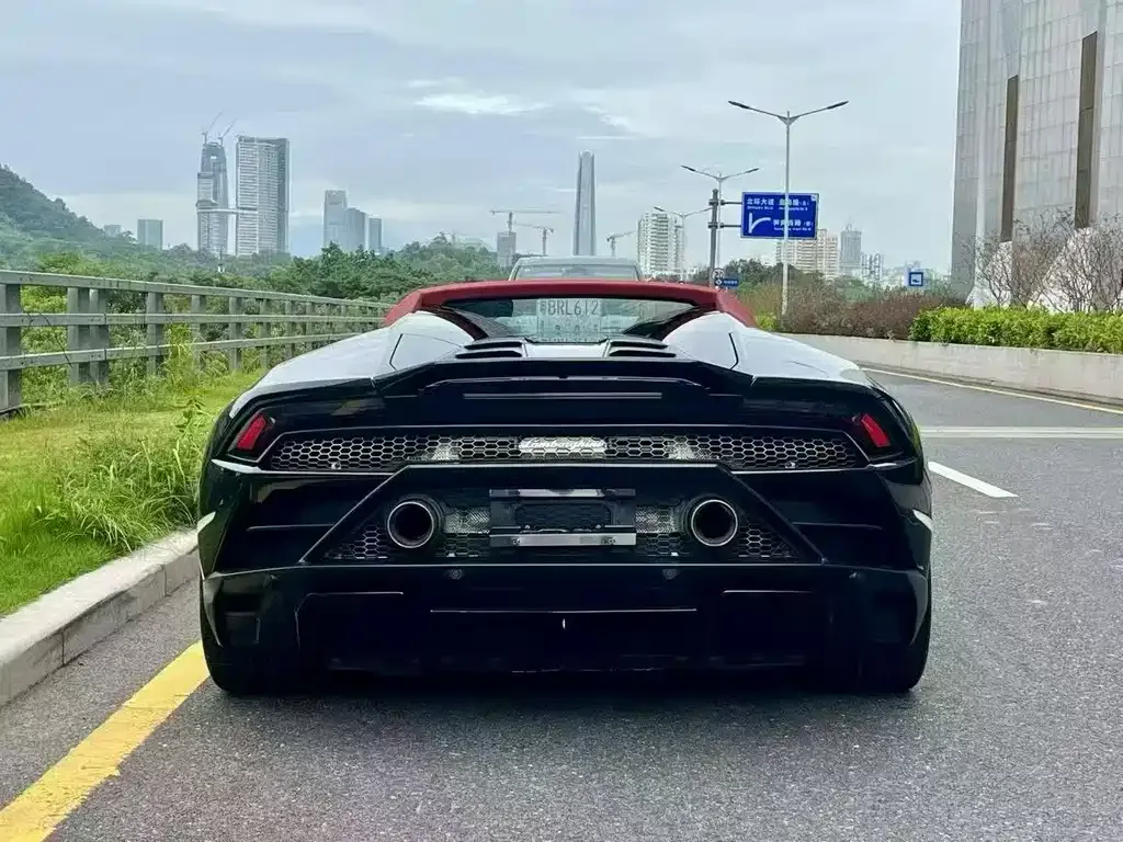 Lamborghini Huracan — фото 7