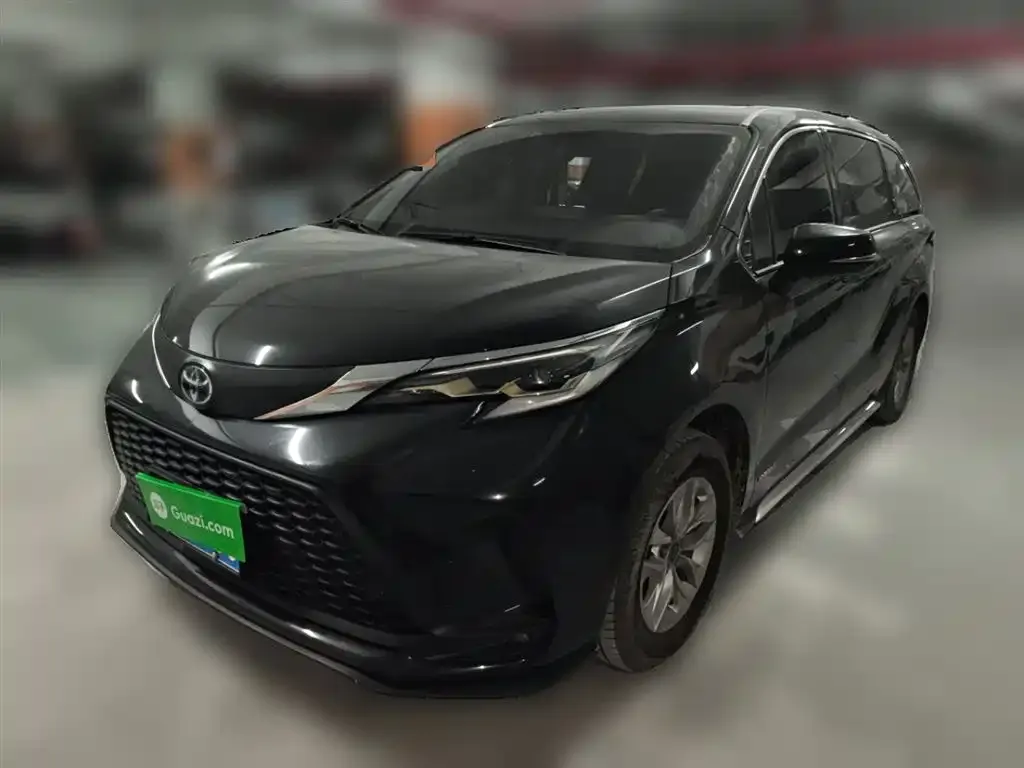 Toyota Granvia — фото 2