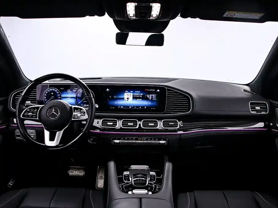 Mercedes-Benz GLS — фото 6