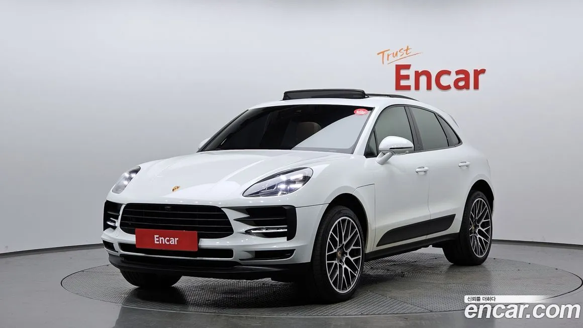 Porsche Macan — фото 1