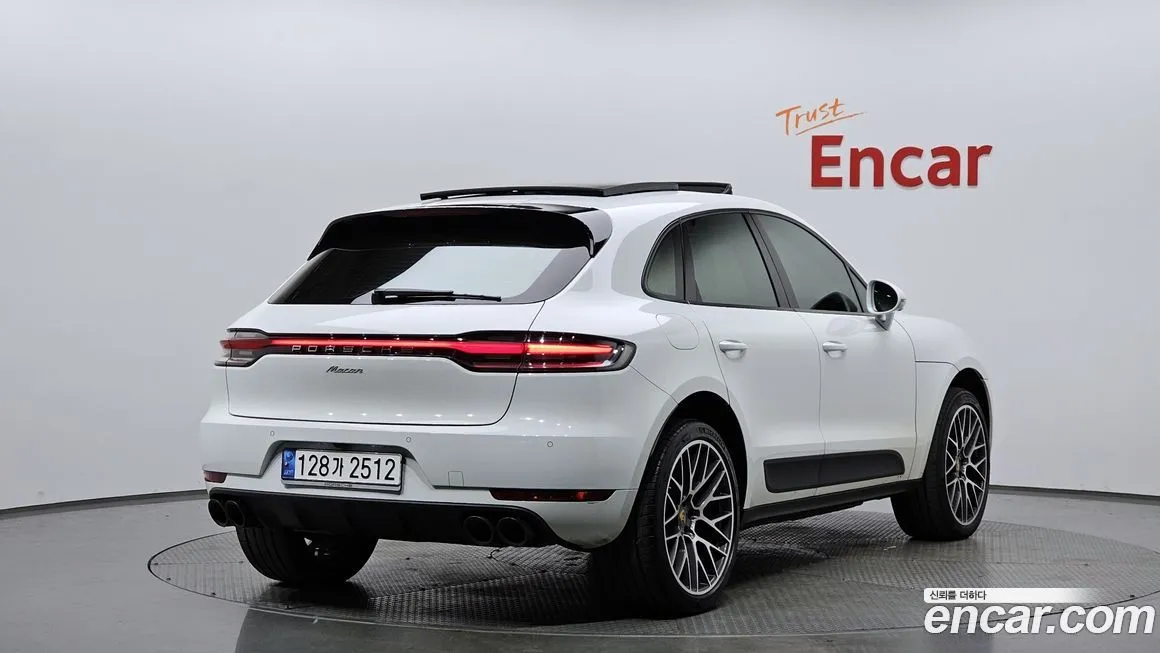 Porsche Macan — фото 2