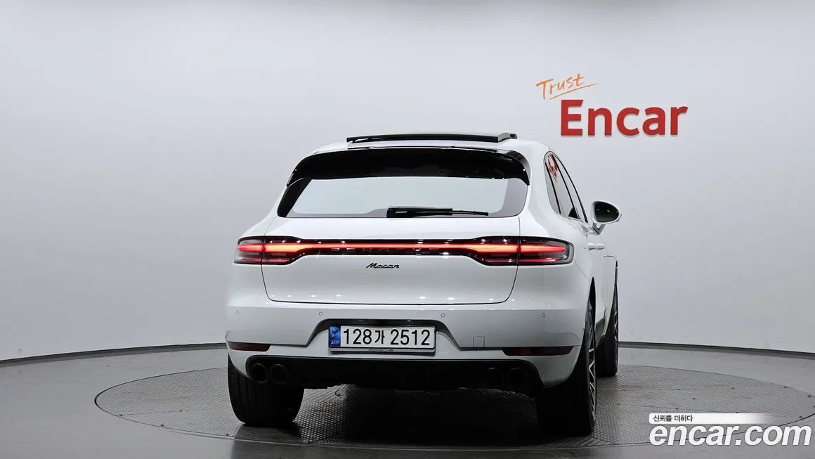 Porsche Macan — фото 4