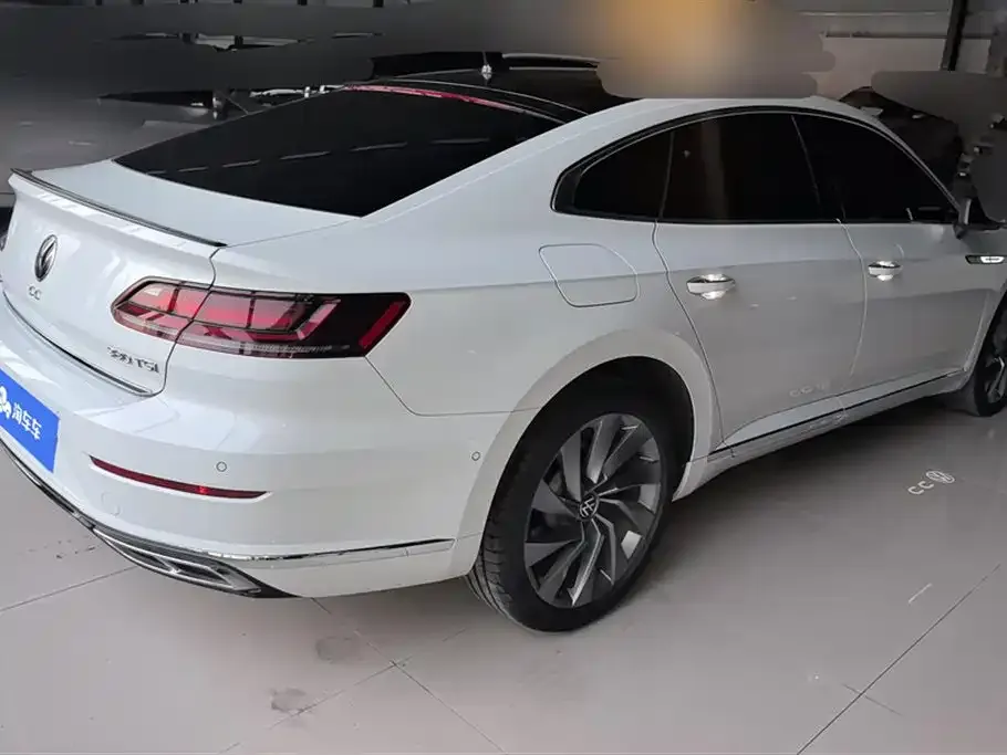 Volkswagen CC — фото 6