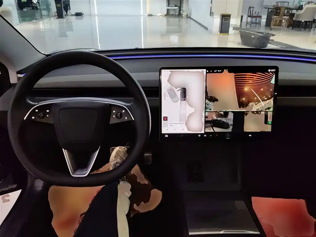 Tesla Model 3 — фото 3