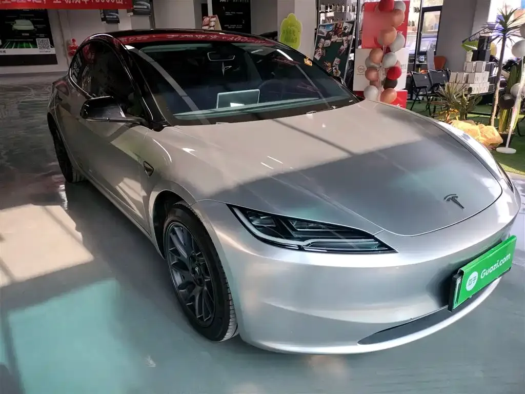 Tesla Model 3 — фото 4