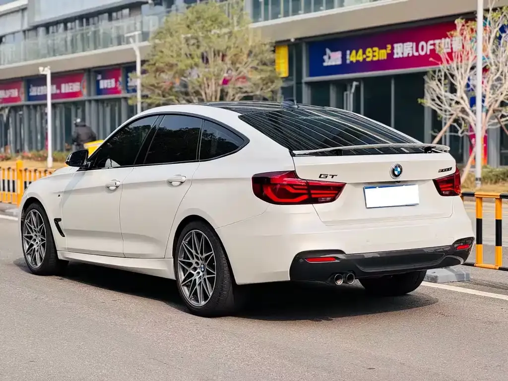 BMW 3 Series GT — фото 7