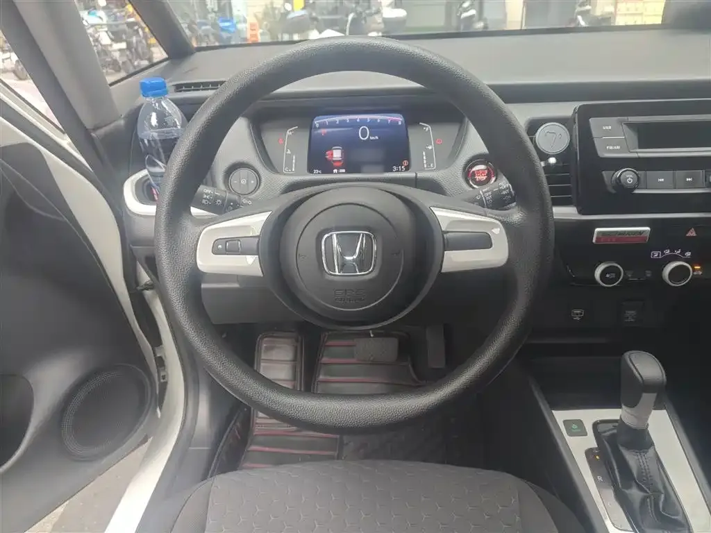Honda Fit — фото 9