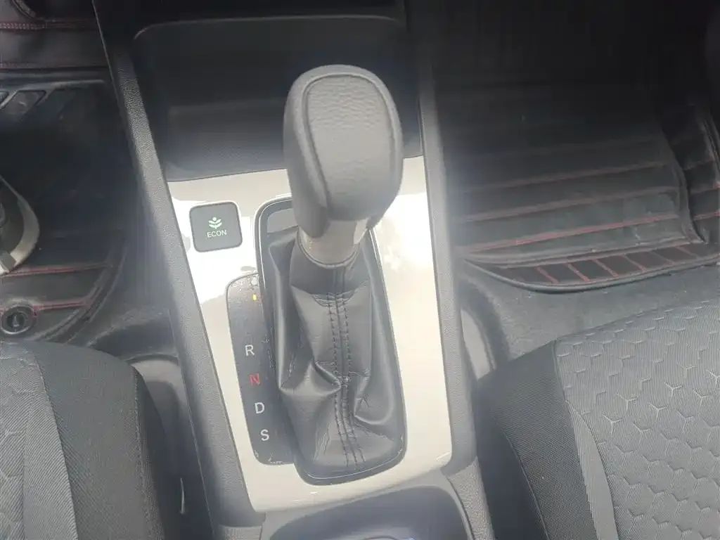 Honda Fit — фото 2