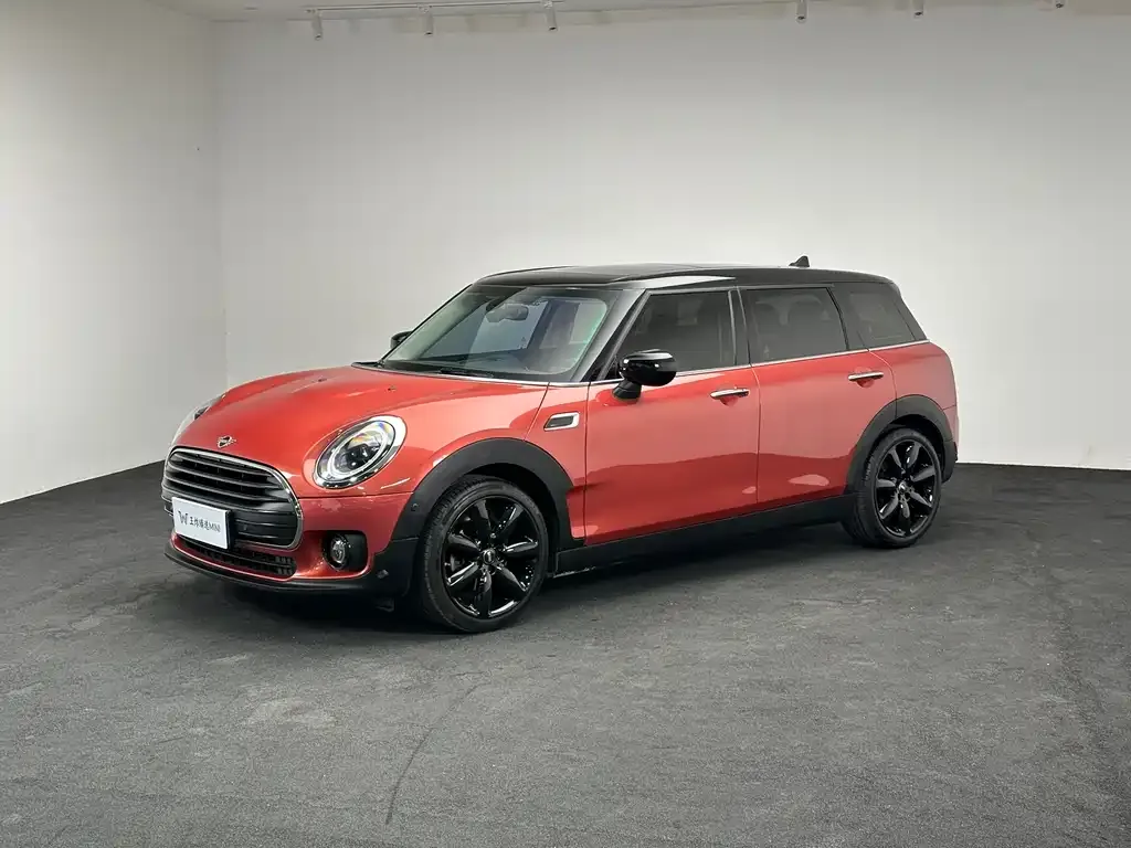 MINI Clubman — фото 3