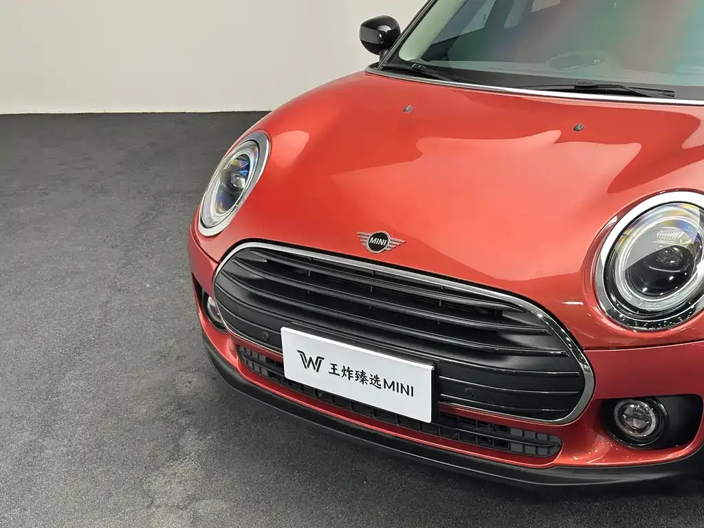 MINI Clubman — фото 7
