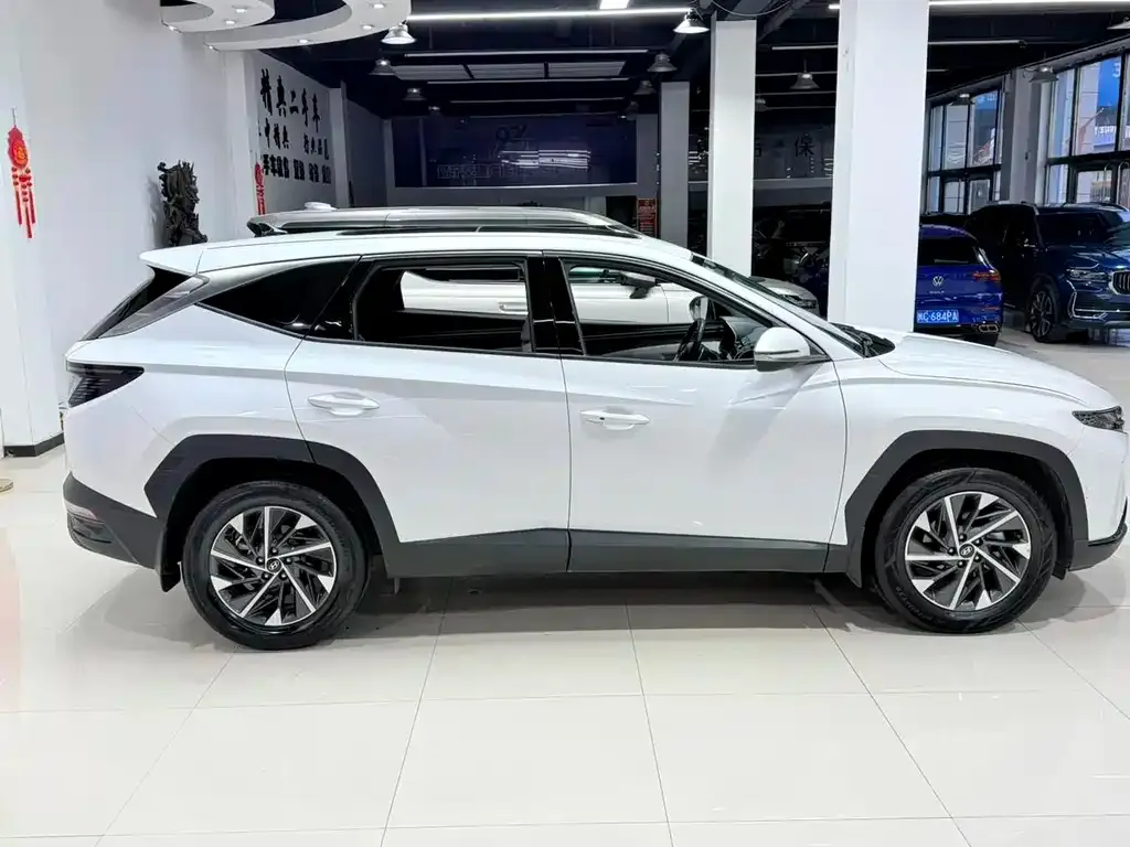 Hyundai Tucson — фото 7