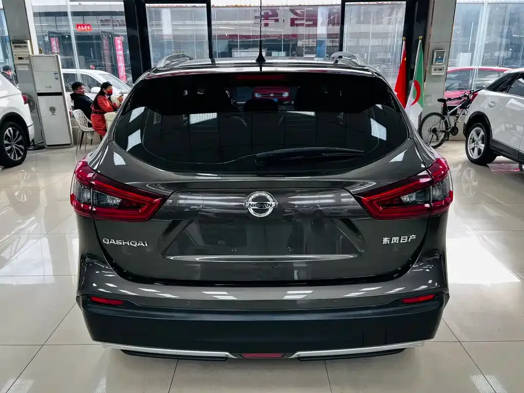 Nissan Qashqai — фото 3