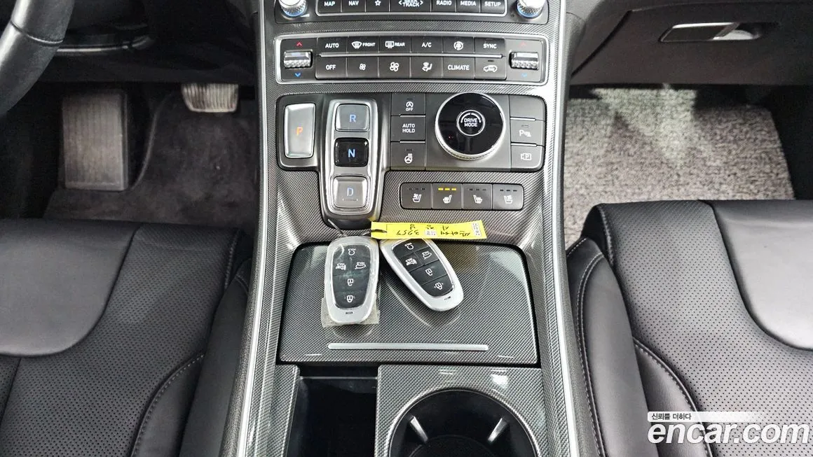 Hyundai Santafe — фото 8