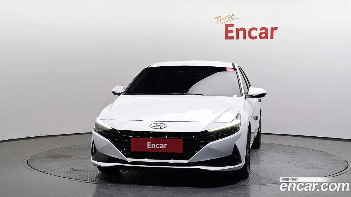 Hyundai AVANTE — фото 4