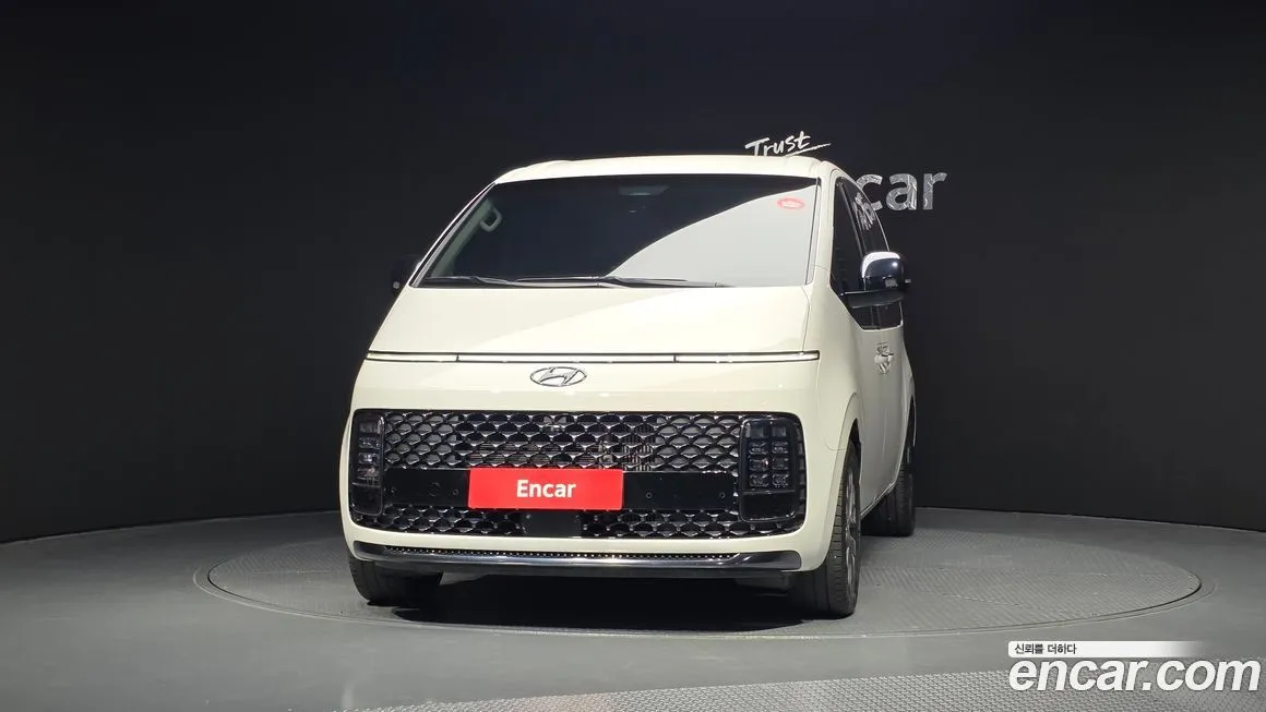 Hyundai Staria — фото 3