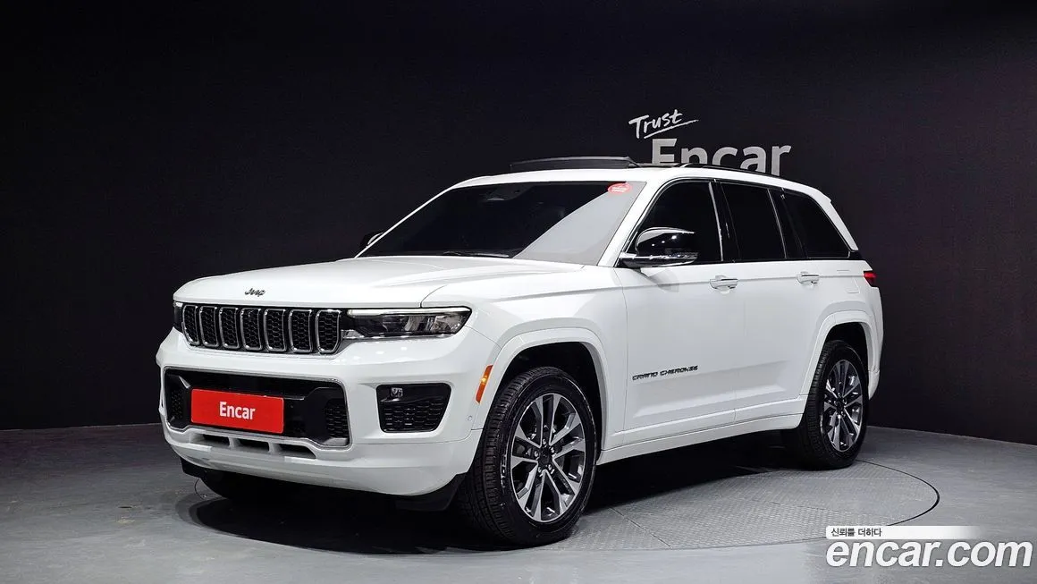 Jeep Cherokee — фото 1