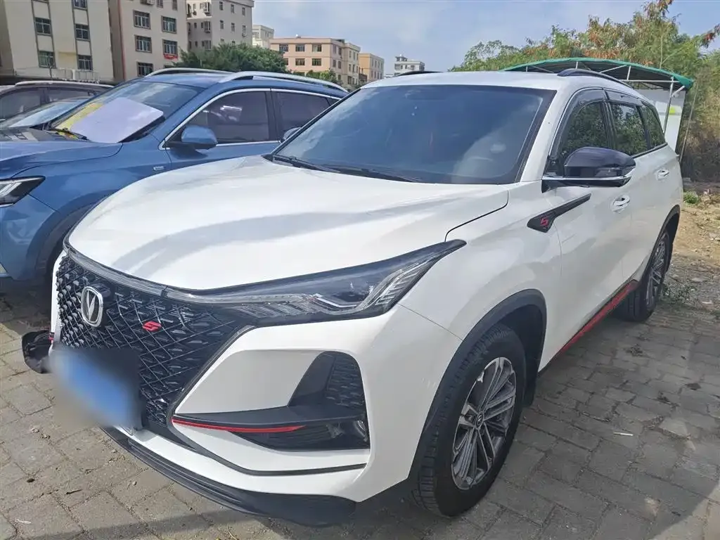 Changan CS75PLUS — фото 1
