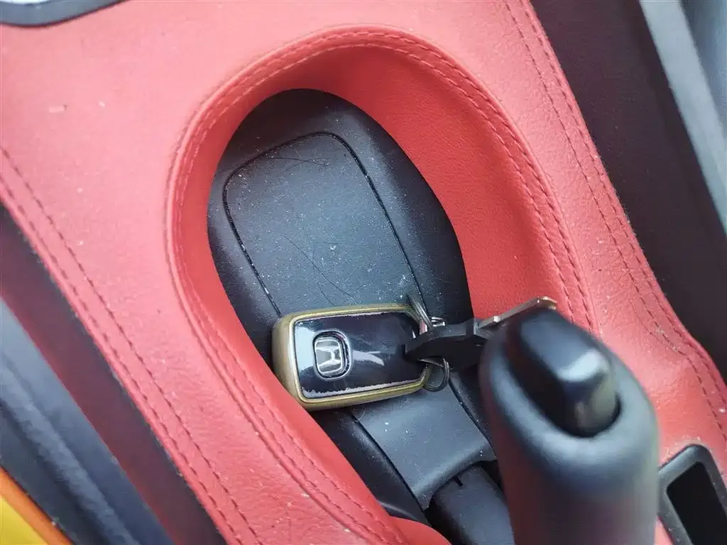 Honda Fit — фото 9