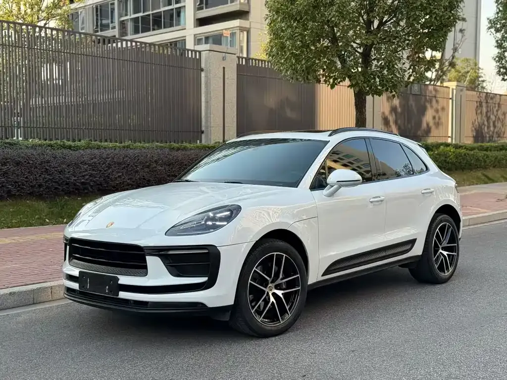 Porsche Macan — фото 1