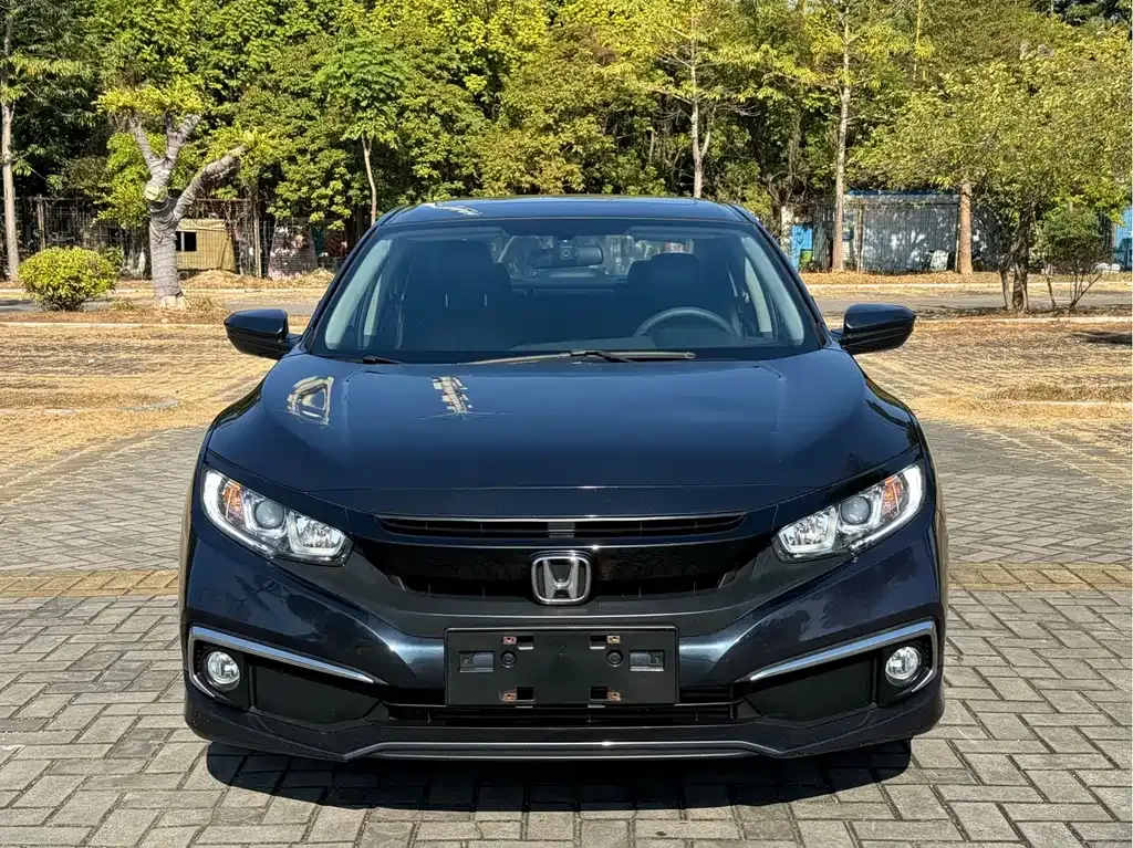 Honda Civic — фото 10
