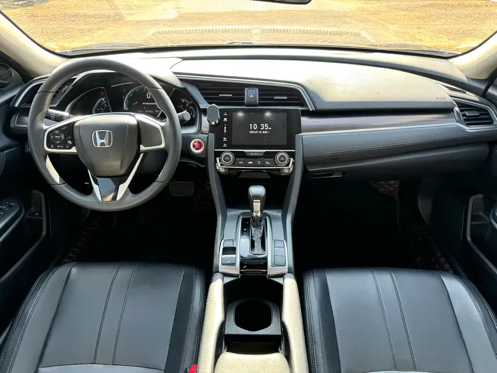 Honda Civic — фото 8