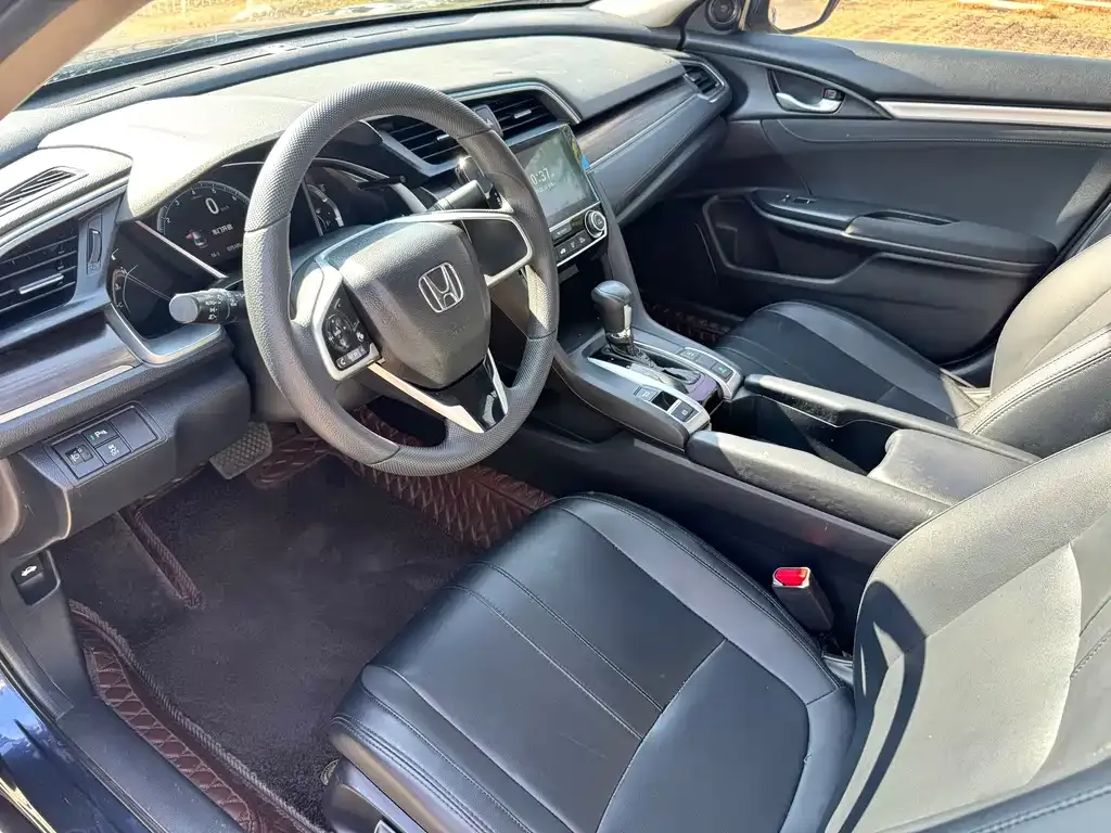 Honda Civic — фото 6