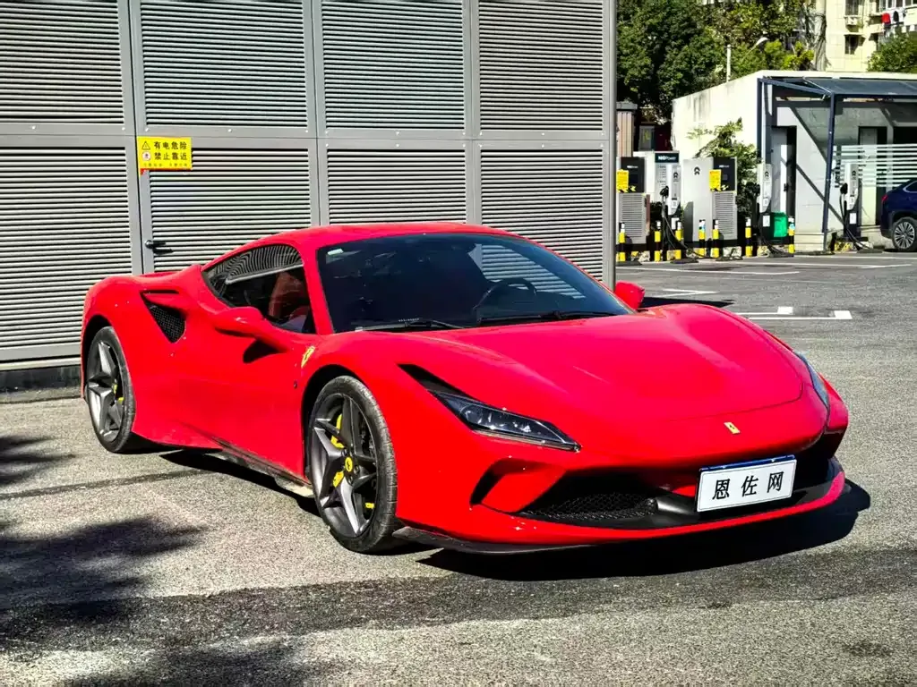 Ferrari F8 — фото 9