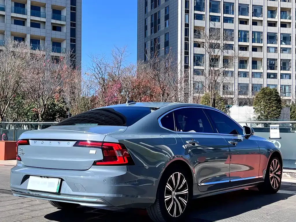 Volvo S90 PHEV — фото 4