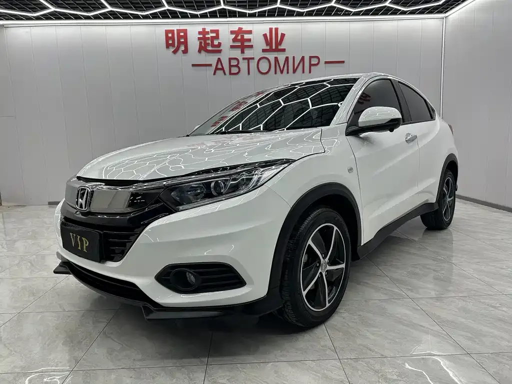 Honda Vezel — фото 1