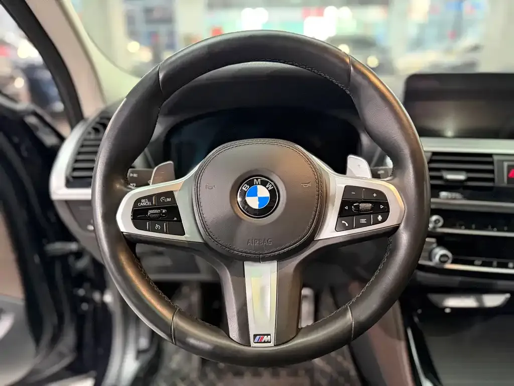 BMW X4 — фото 4